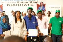 (Pôle Dakar:  50 jeunes formé.es en mécanique automobile (25) et en électricité batiment (25) présenté.es par l'Association Parcelles Assainies en Action (AP2A) célébré.es lors de la cérémonie de remise des titres de qualification professionnelle
